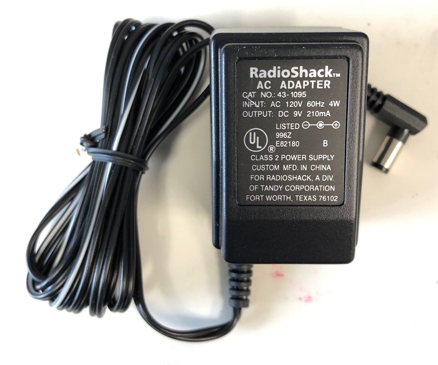 *Brand NEW*RadioShack Output DC 9V 210mA AC Adaptor Cat NO 43-1095 Class 2 Power Supply